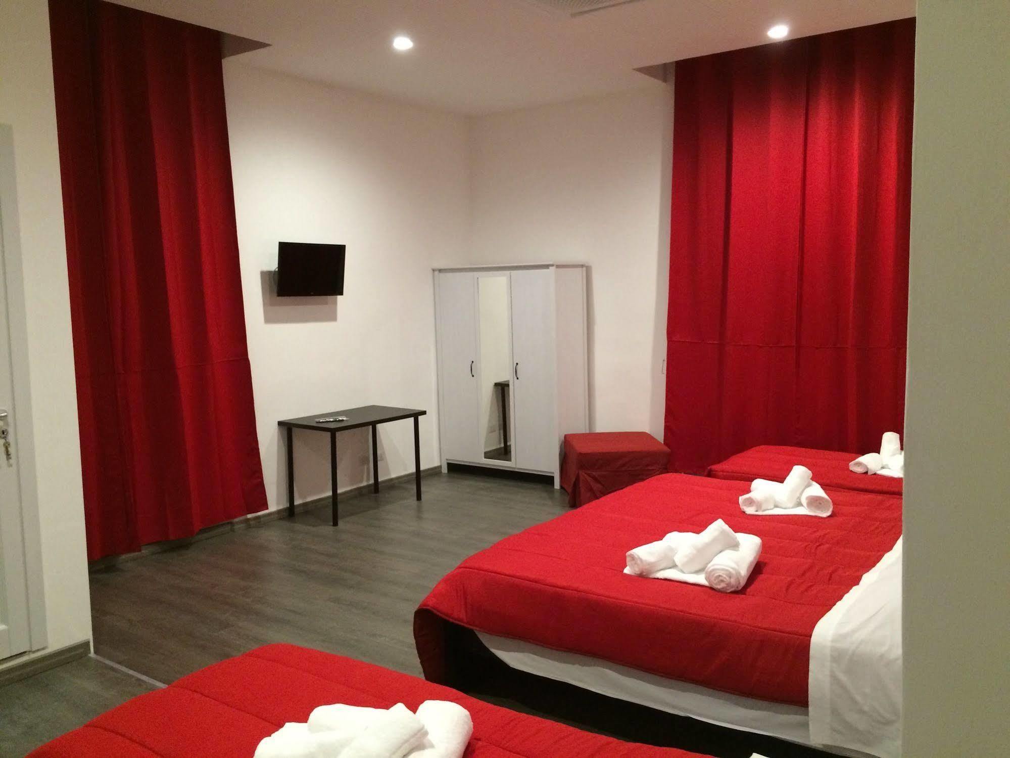 The Roma House Hotel Kültér fotó